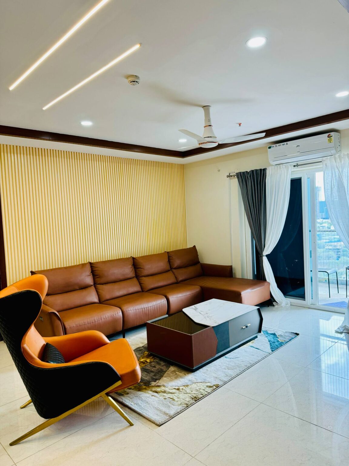 Royal 4 BHK Room - Image 3
