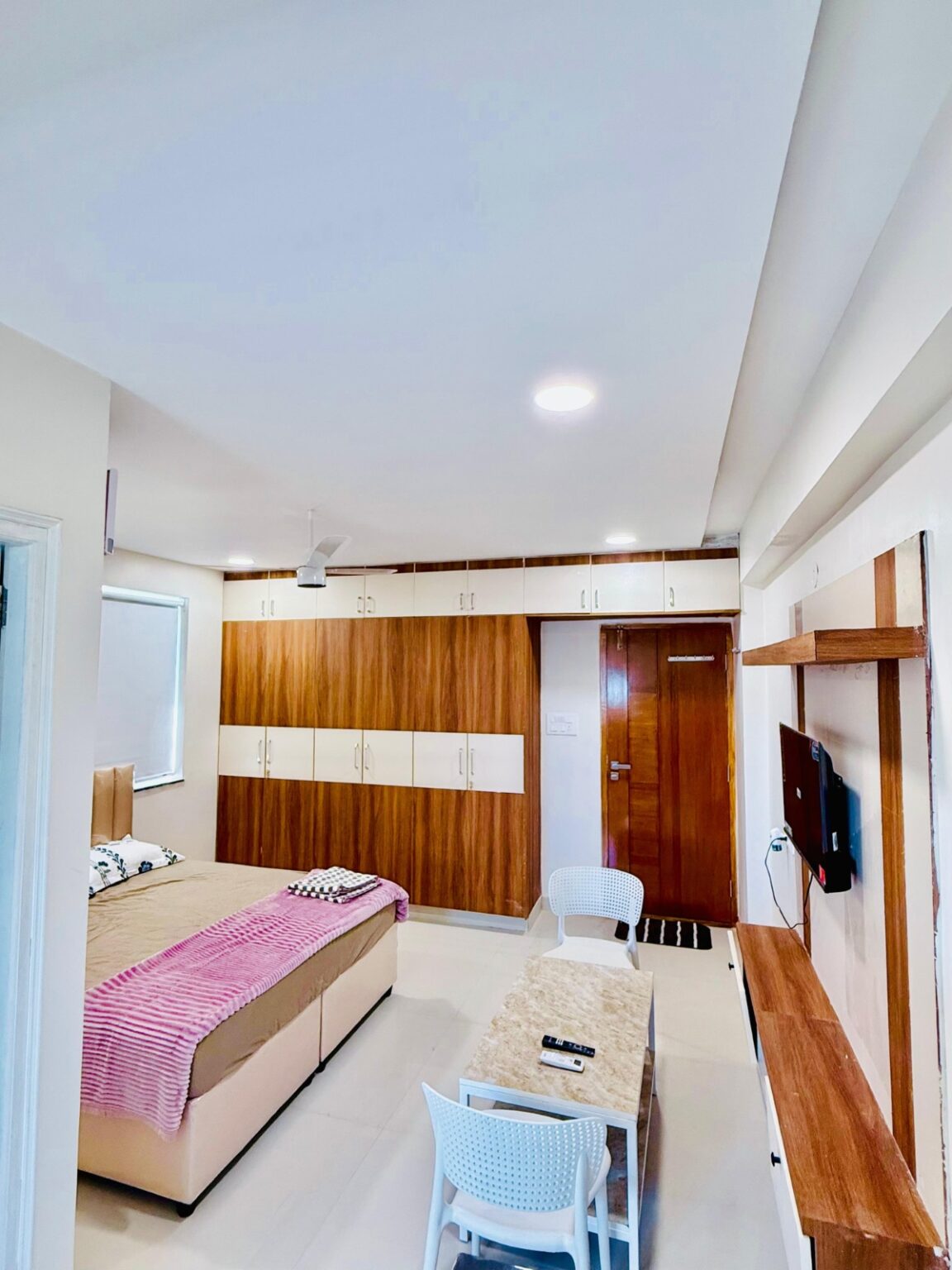 Deluxe Room 6 -10 Persons